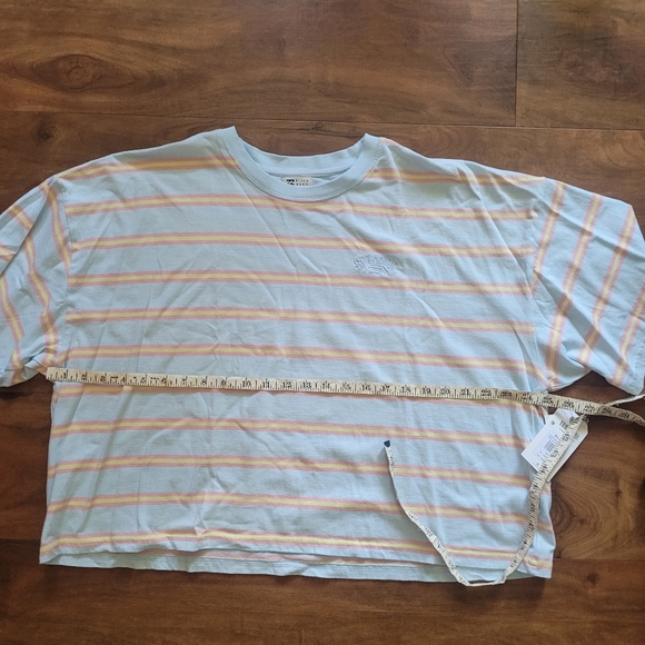 NWT oversized billabong tee womens sz M - Picture 9 of 14